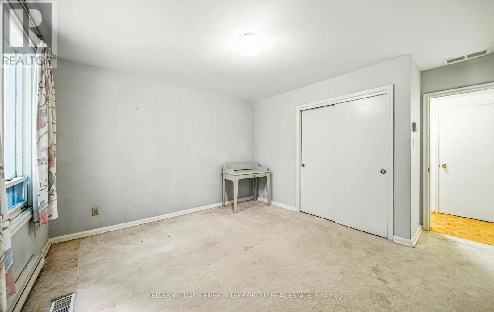 15 ARTINGER COURT