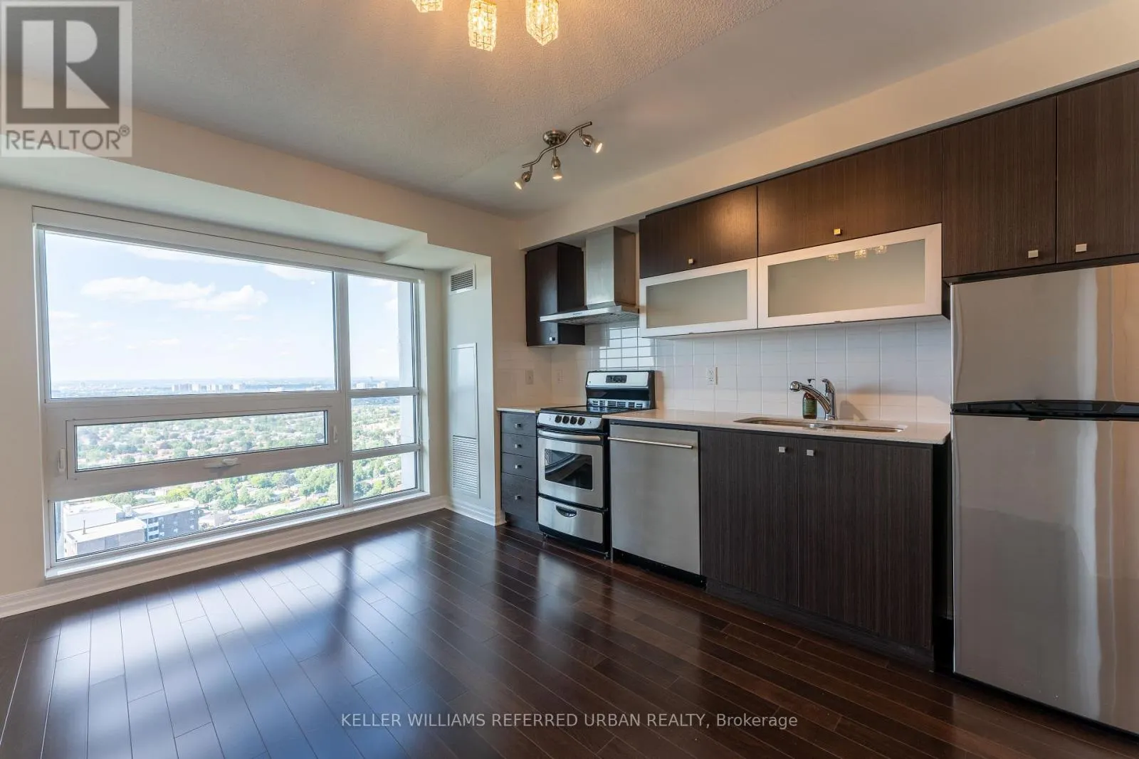 3807 - 2015 SHEPPARD AVENUE E