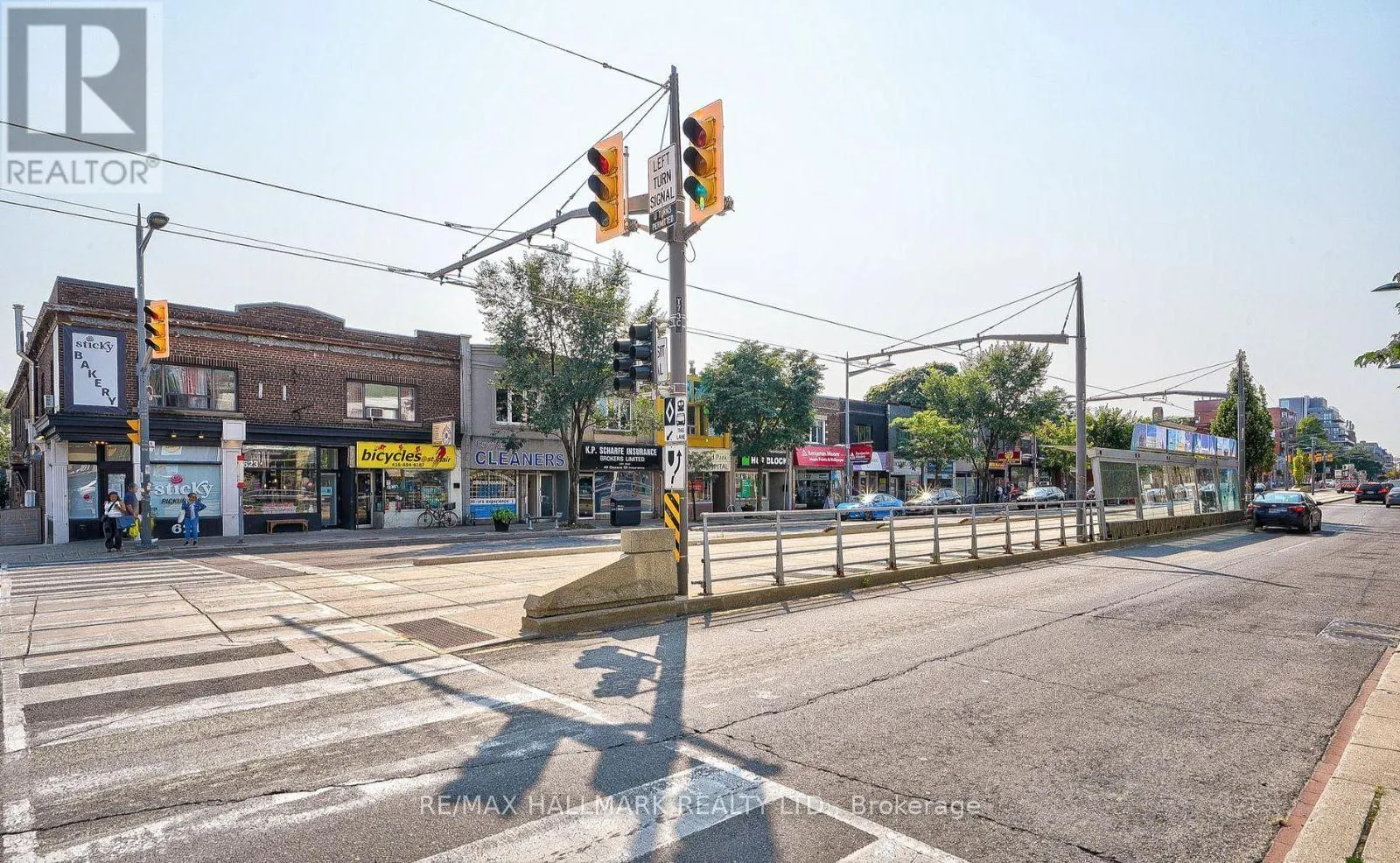 303 - 114 VAUGHAN ROAD