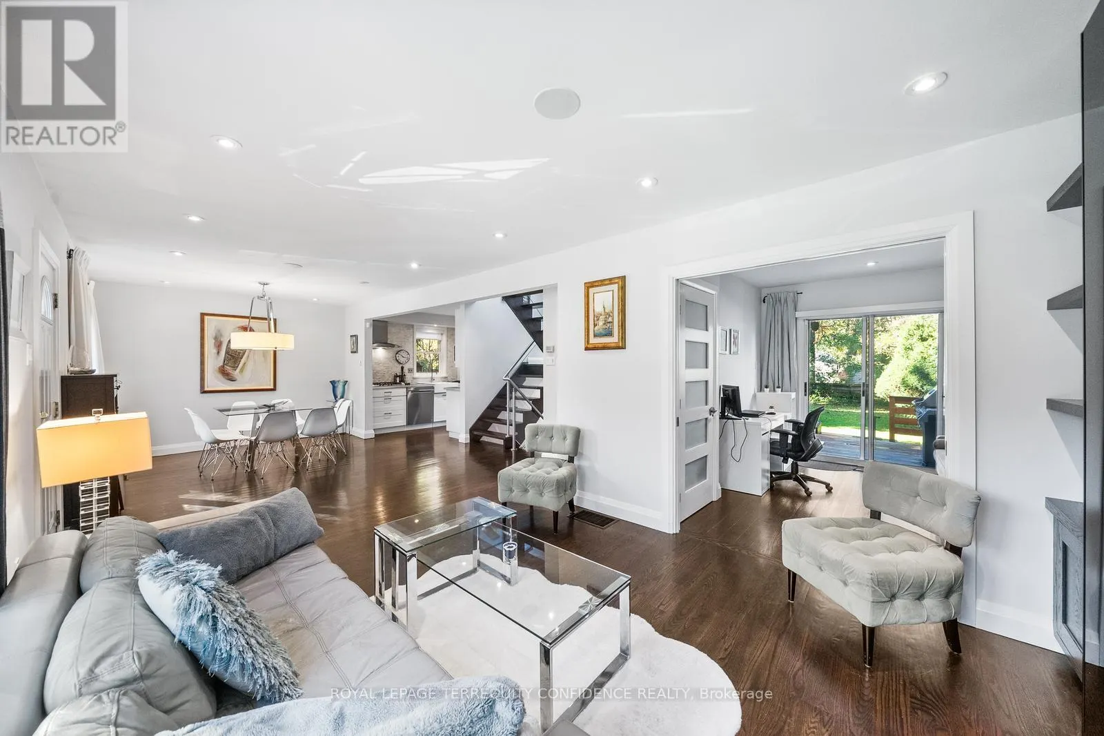 45 GLENBOROUGH PARK CRESCENT