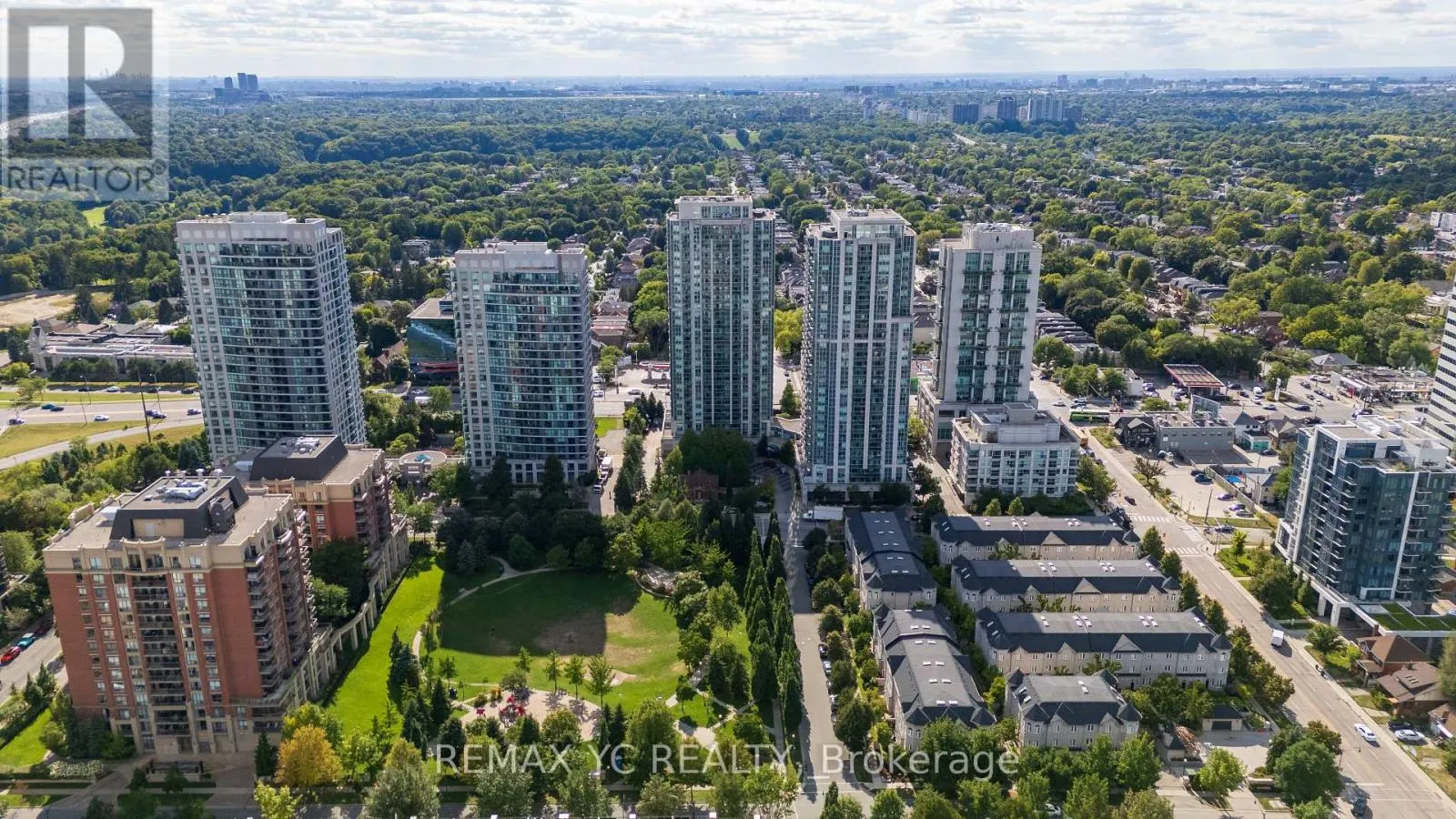 2612 - 16 HARRISON GARDEN BOULEVARD