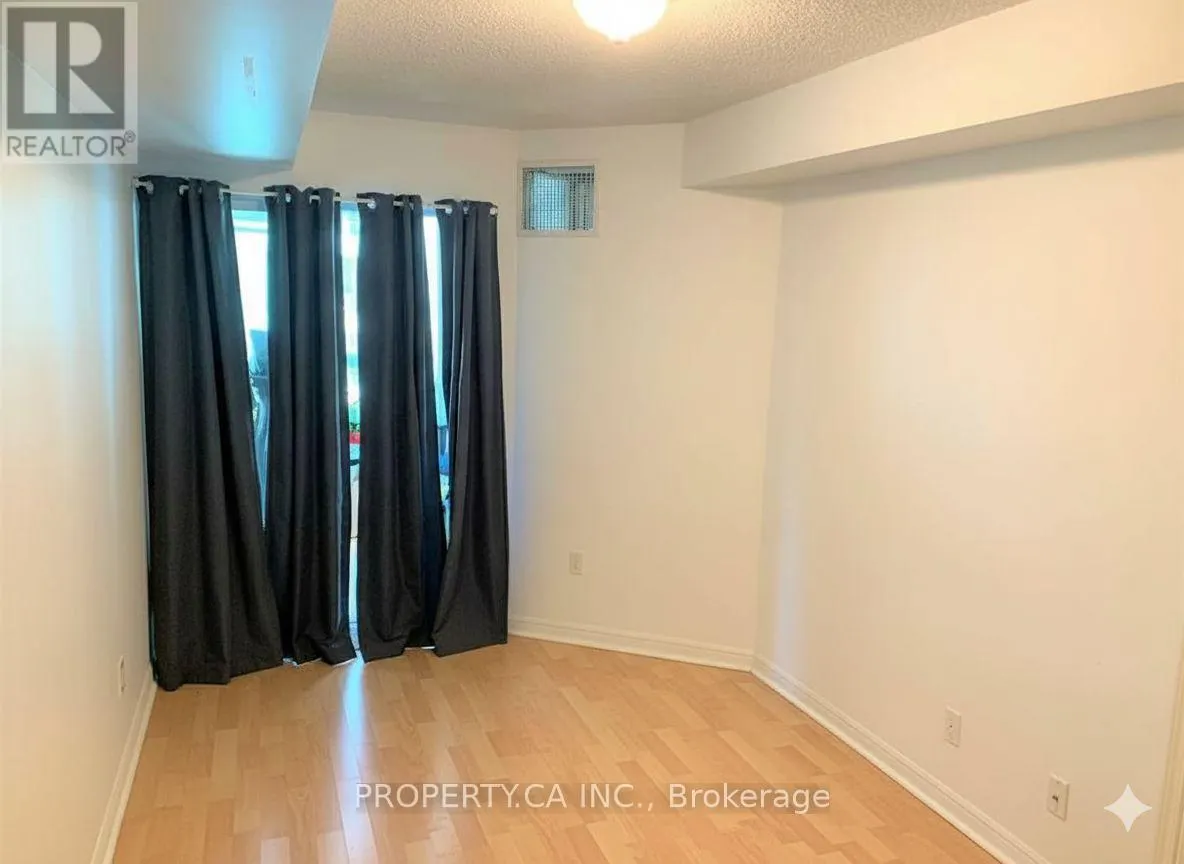 510 - 228 QUEENS QUAY W