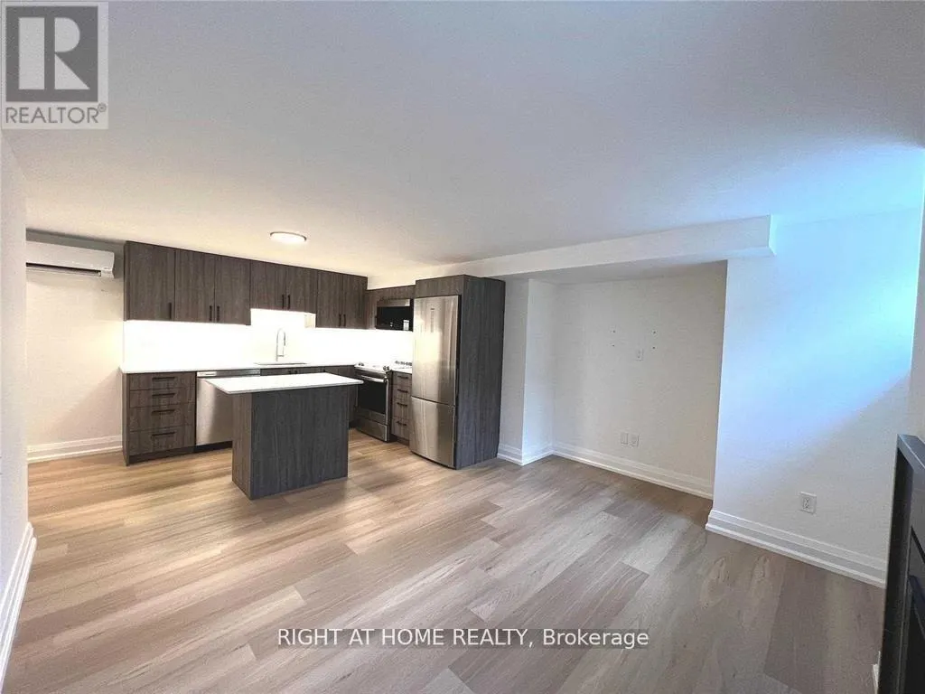BSMT - 31 ORIOLE PARKWAY