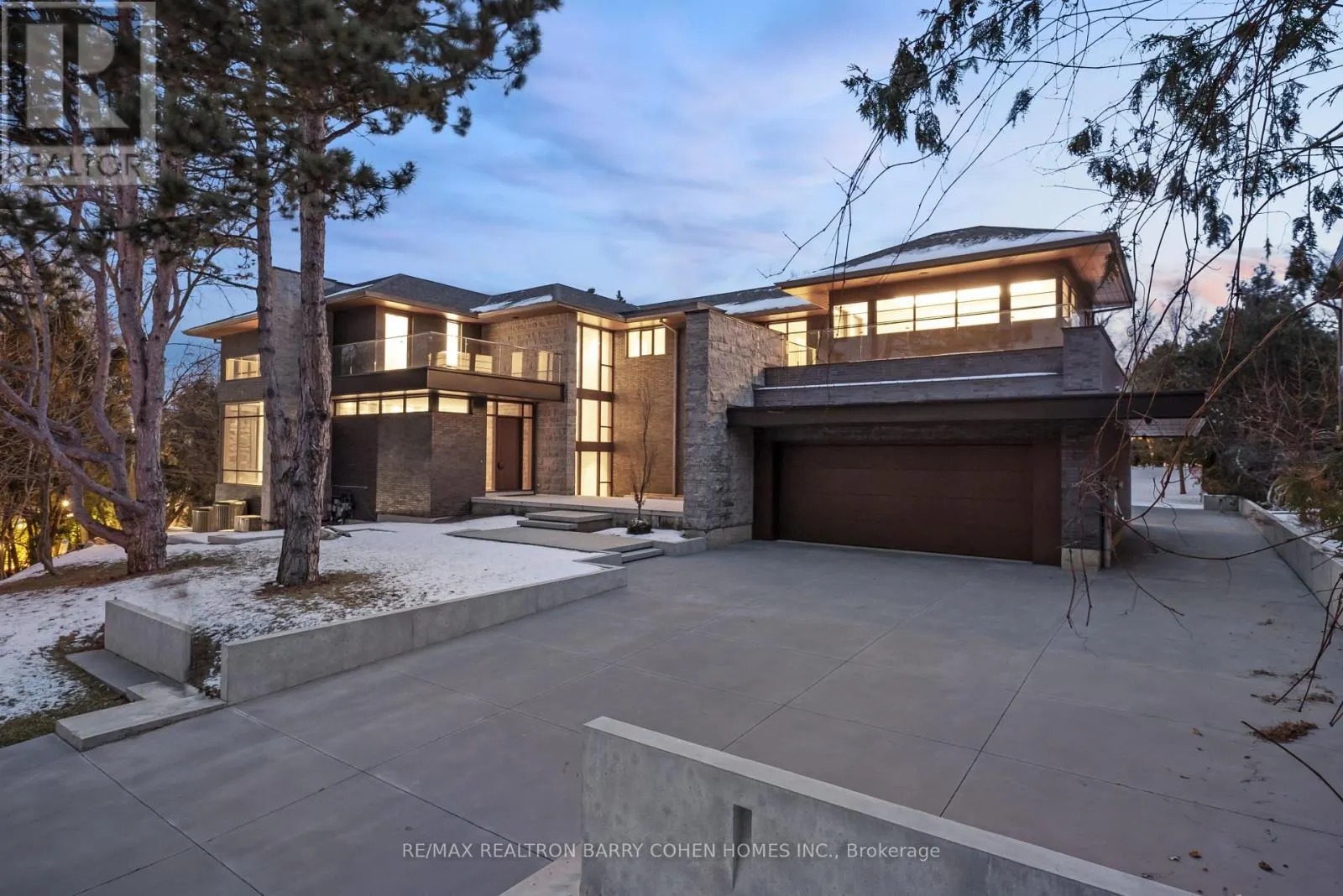 103 OLD COLONY ROAD
