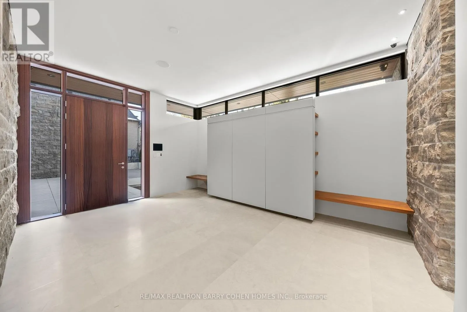 103 OLD COLONY ROAD