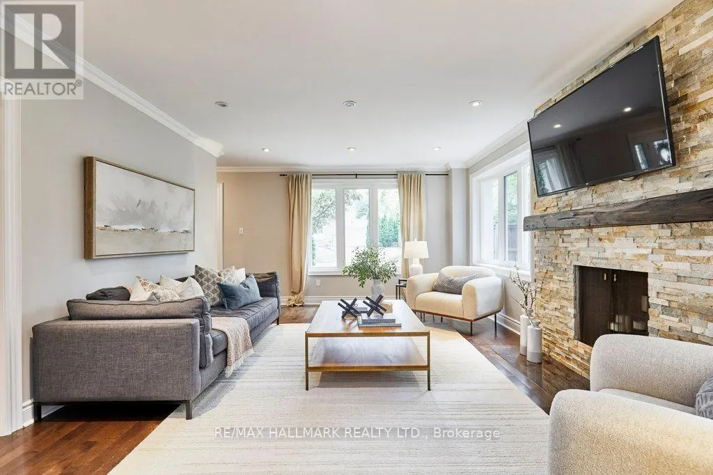 10 GLENTWORTH ROAD