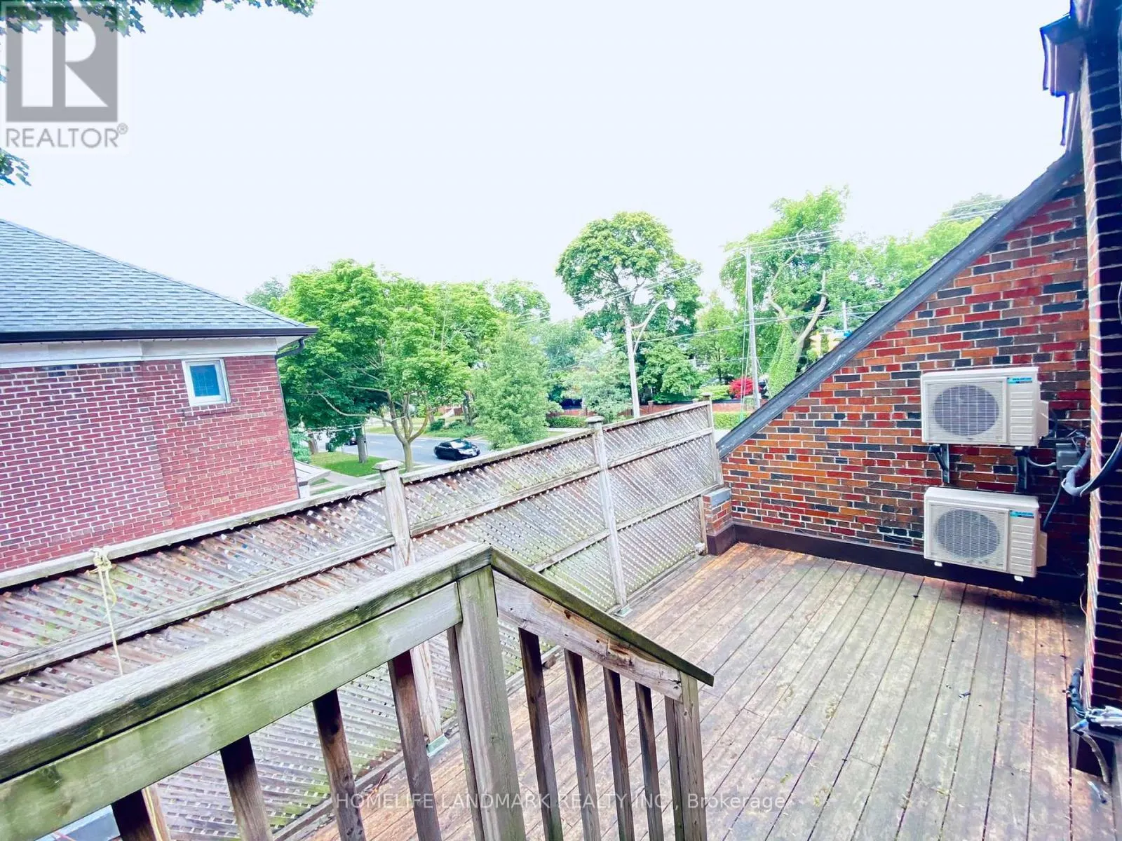 UPPER - 256 ORIOLE PARKWAY