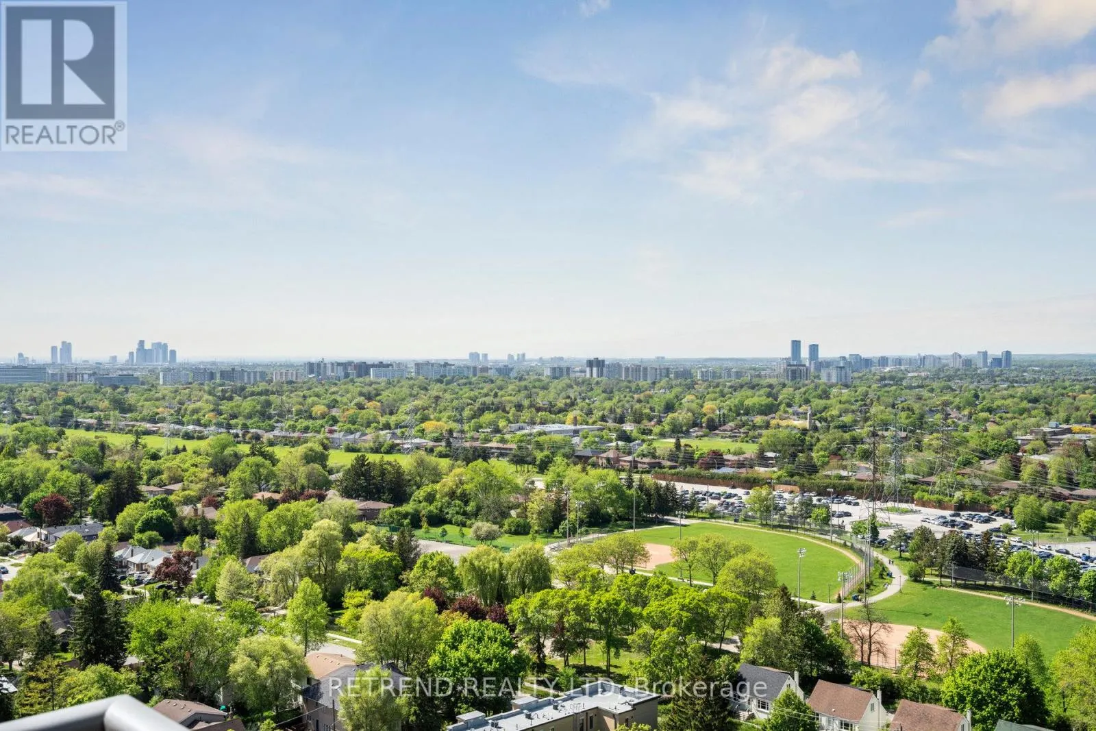 2111 - 15 GREENVIEW AVENUE