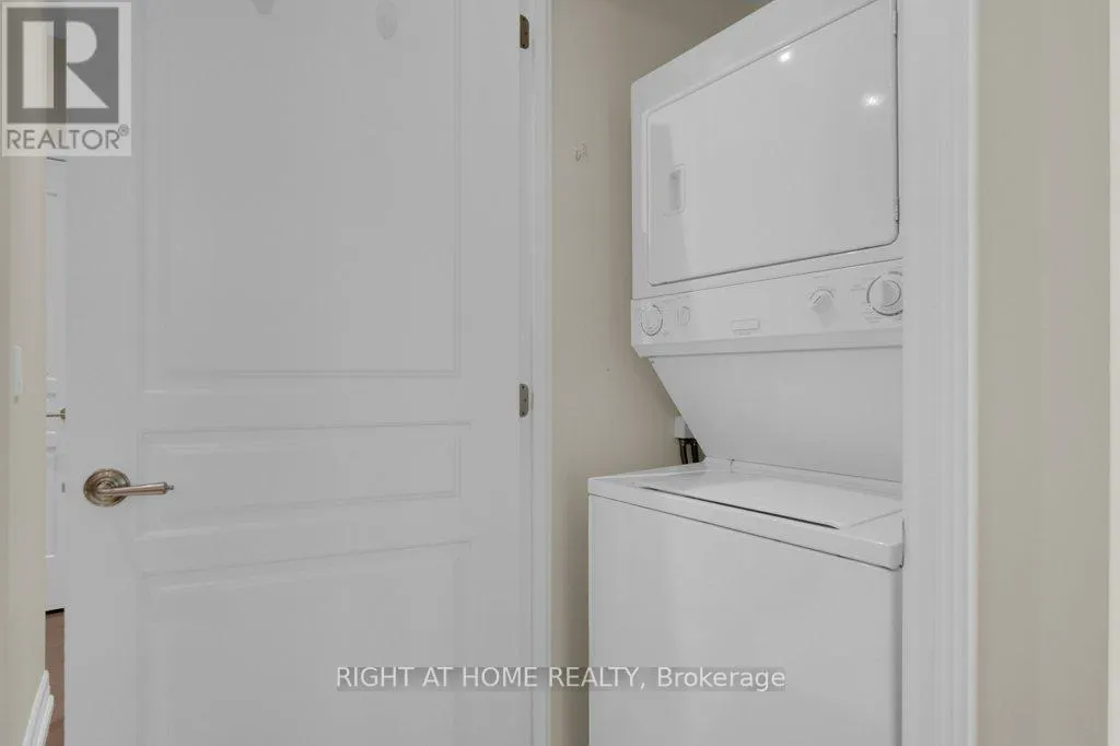 216 - 20 BURKEBROOK PLACE