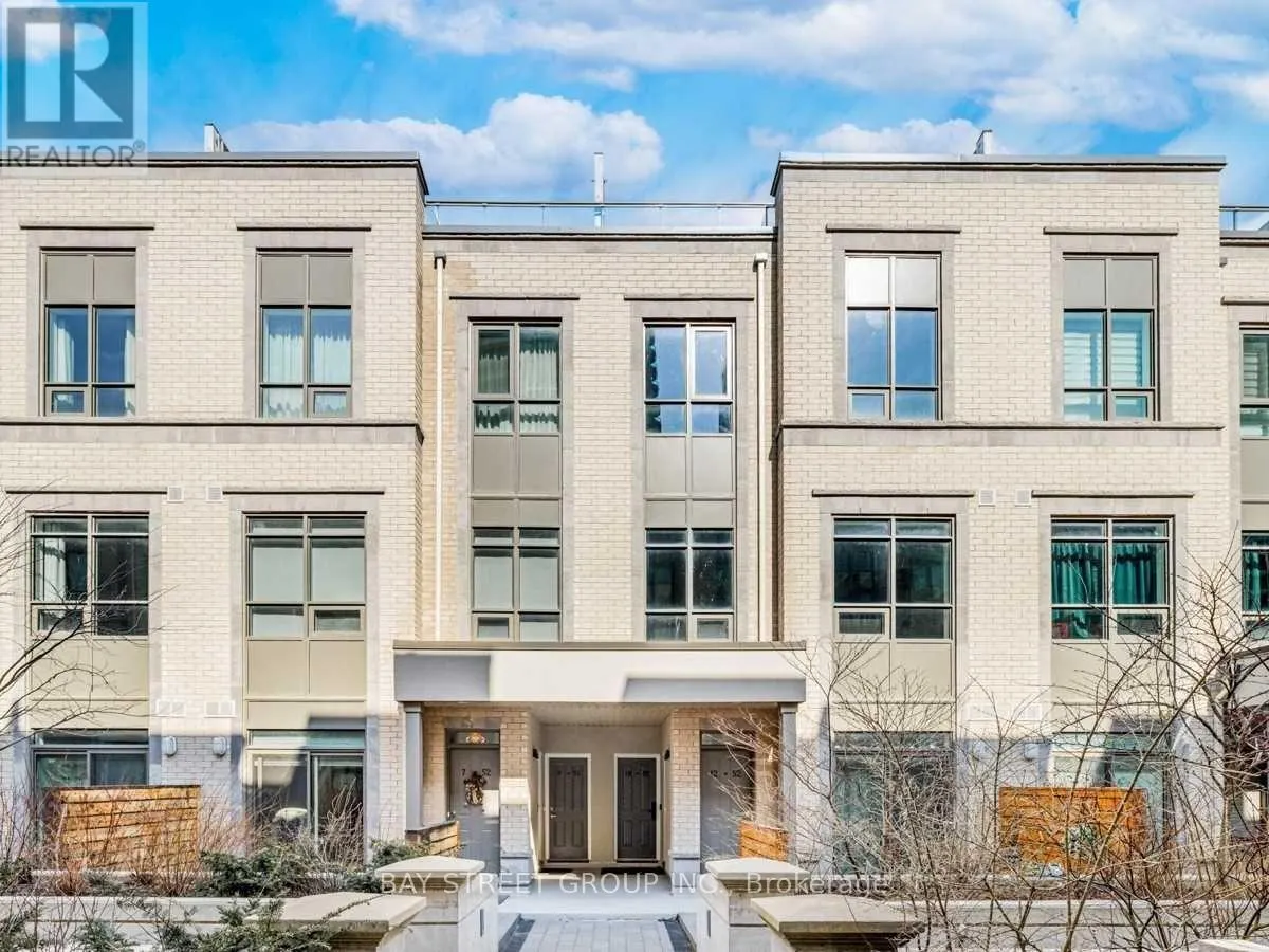 10 - 52 HOLMES AVENUE