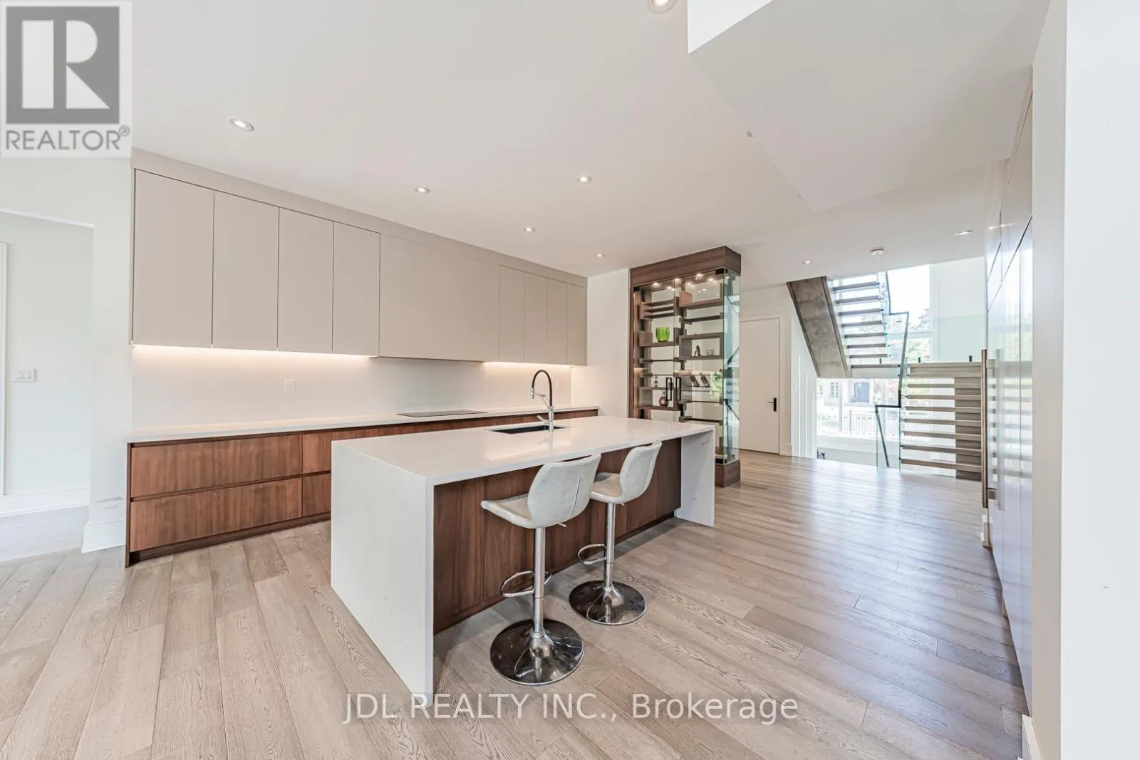 19 FIFESHIRE ROAD