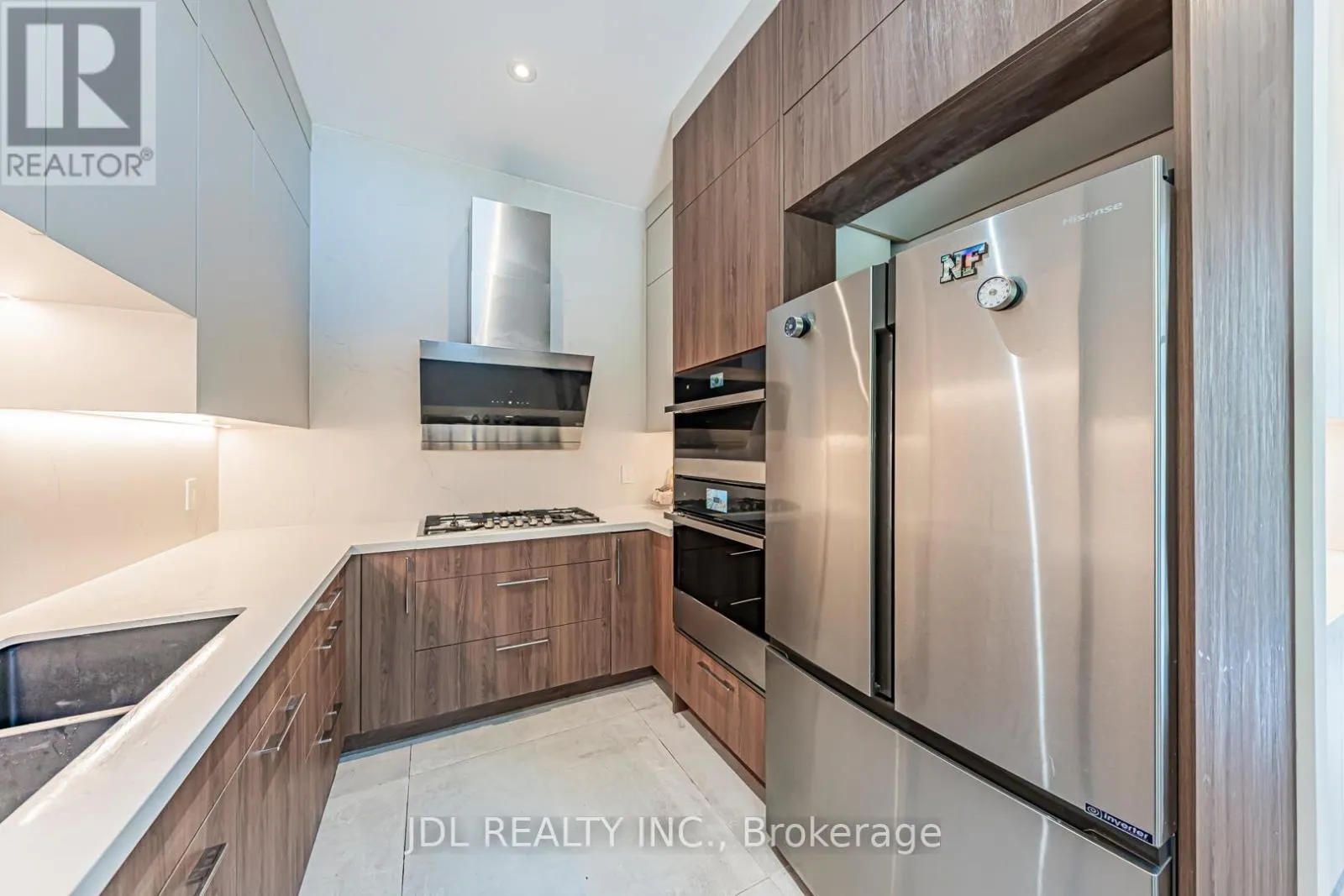 19 FIFESHIRE ROAD