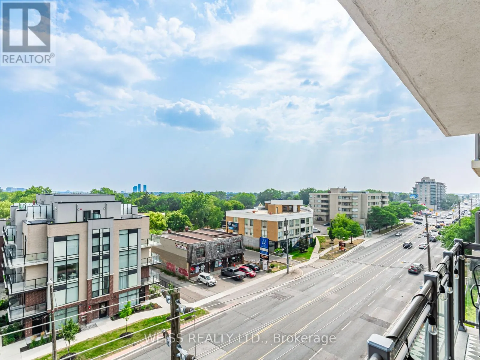 609 - 872 SHEPPARD AVENUE W