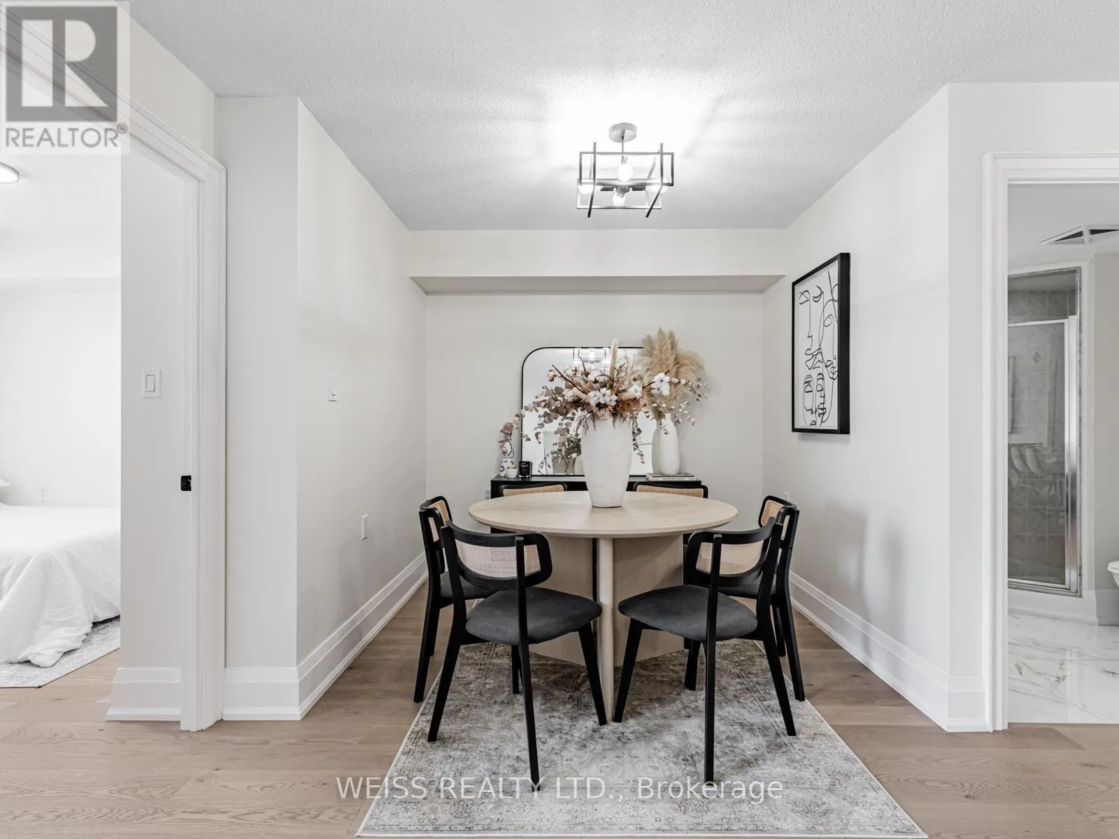 609 - 872 SHEPPARD AVENUE W