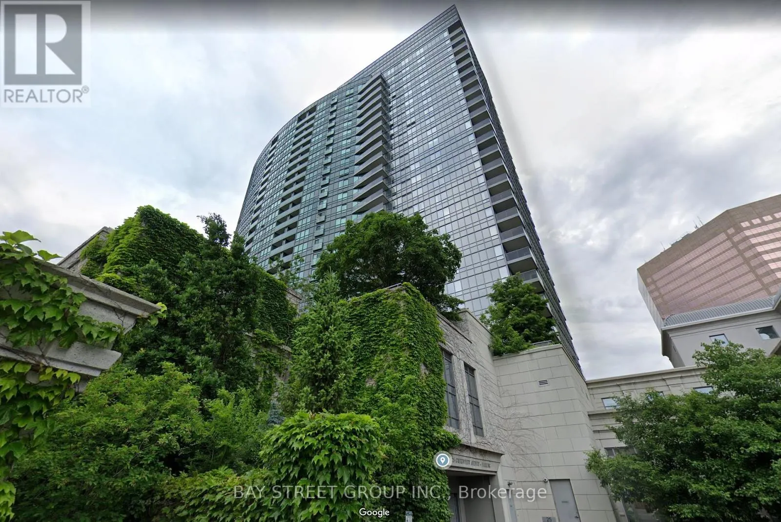 1026 - 25 GREENVIEW AVENUE