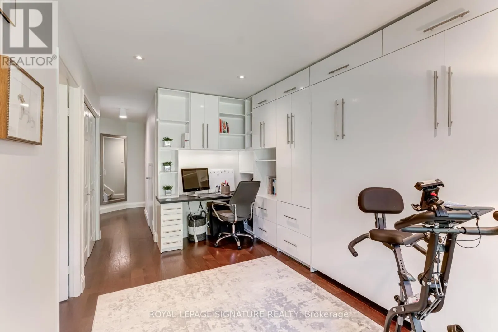 B2 - 142 PEARS AVENUE