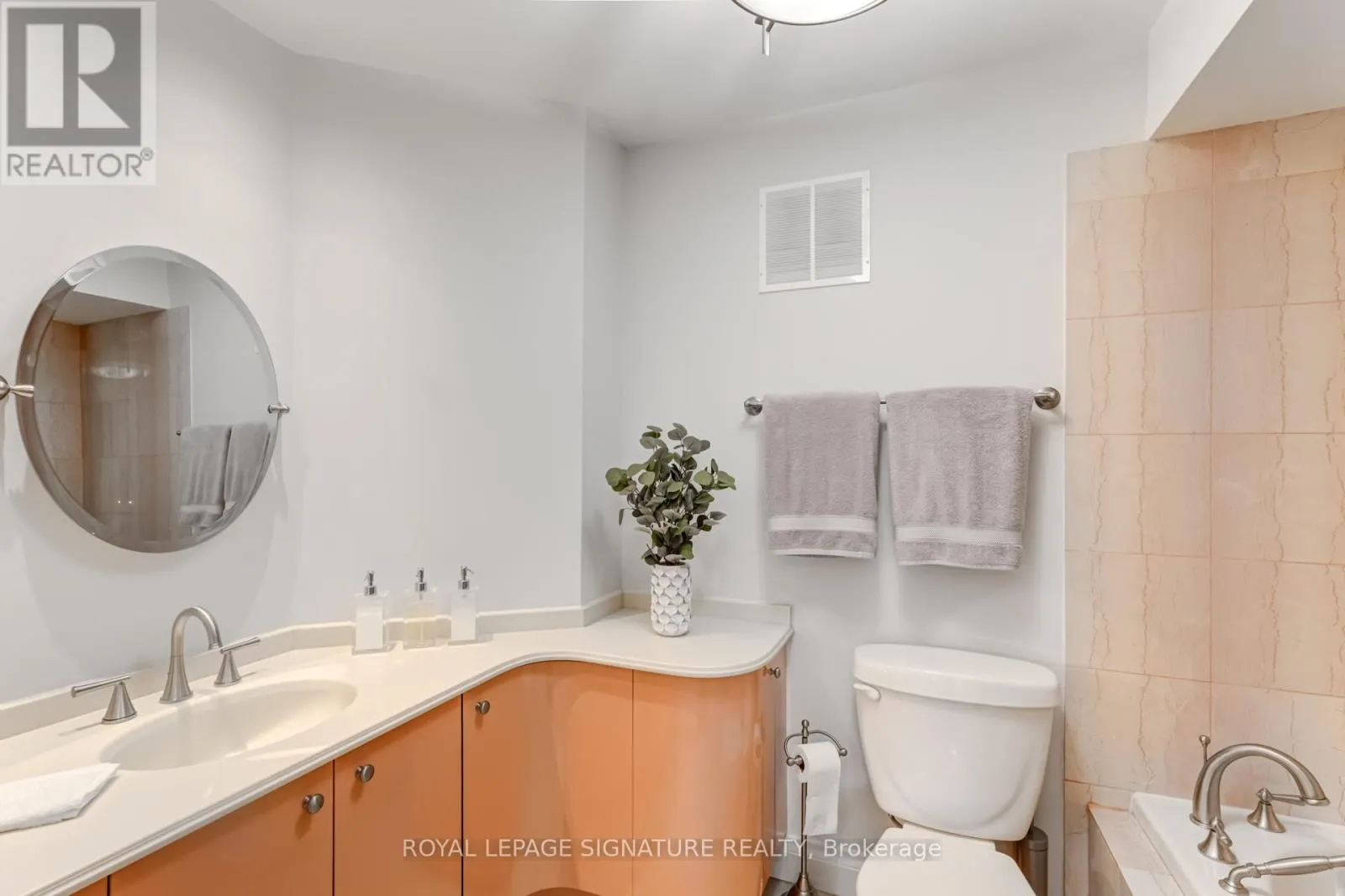 B2 - 142 PEARS AVENUE