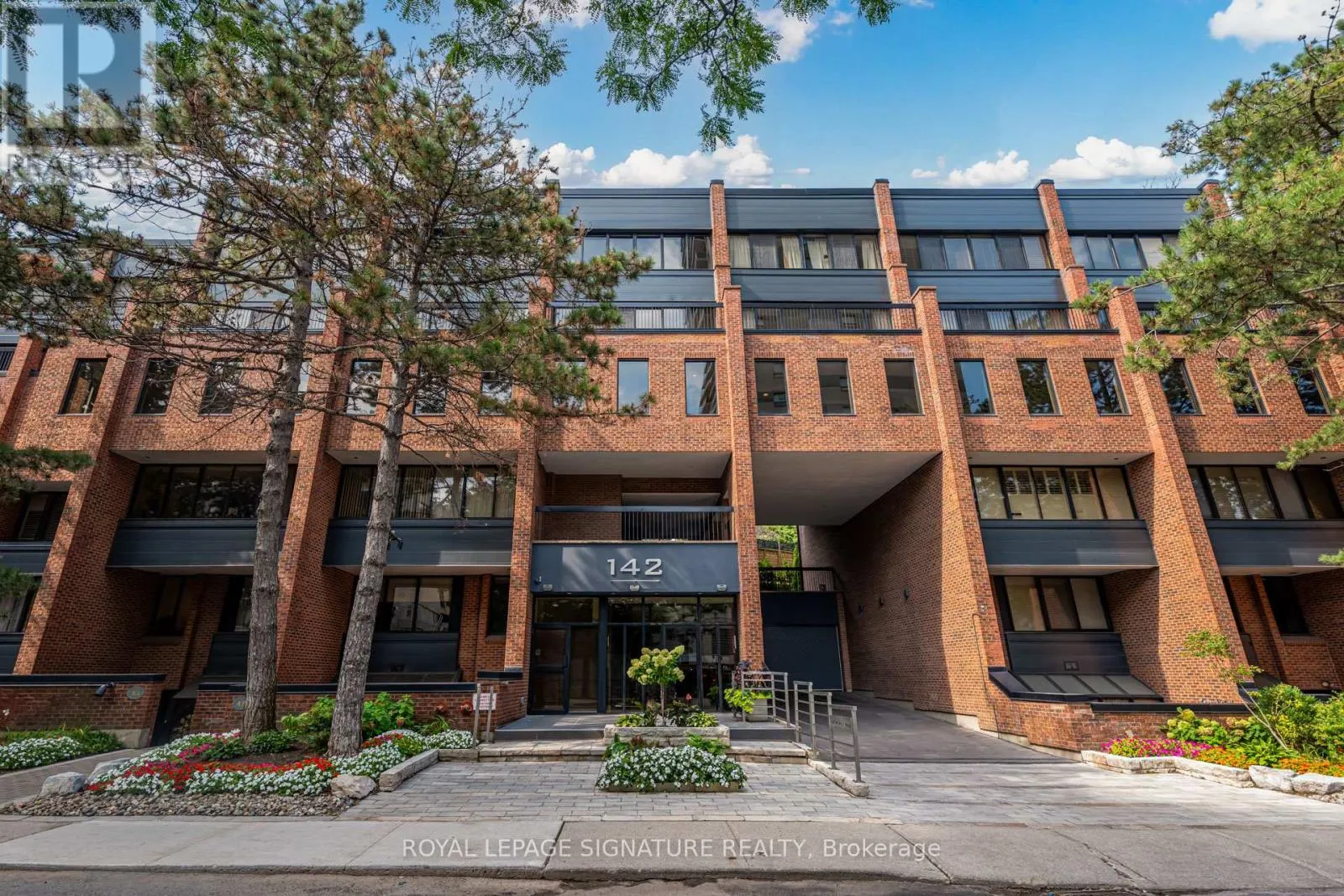 B2 - 142 PEARS AVENUE
