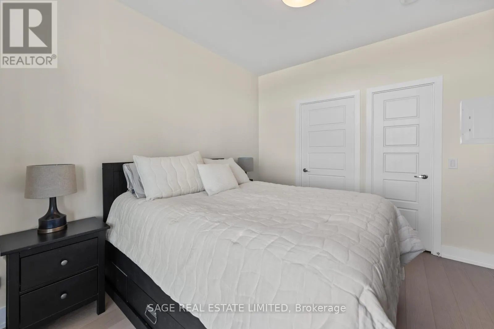 617 - 7 KENASTON GARDENS