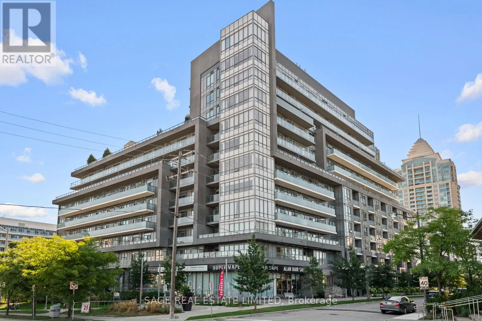 617 - 7 KENASTON GARDENS