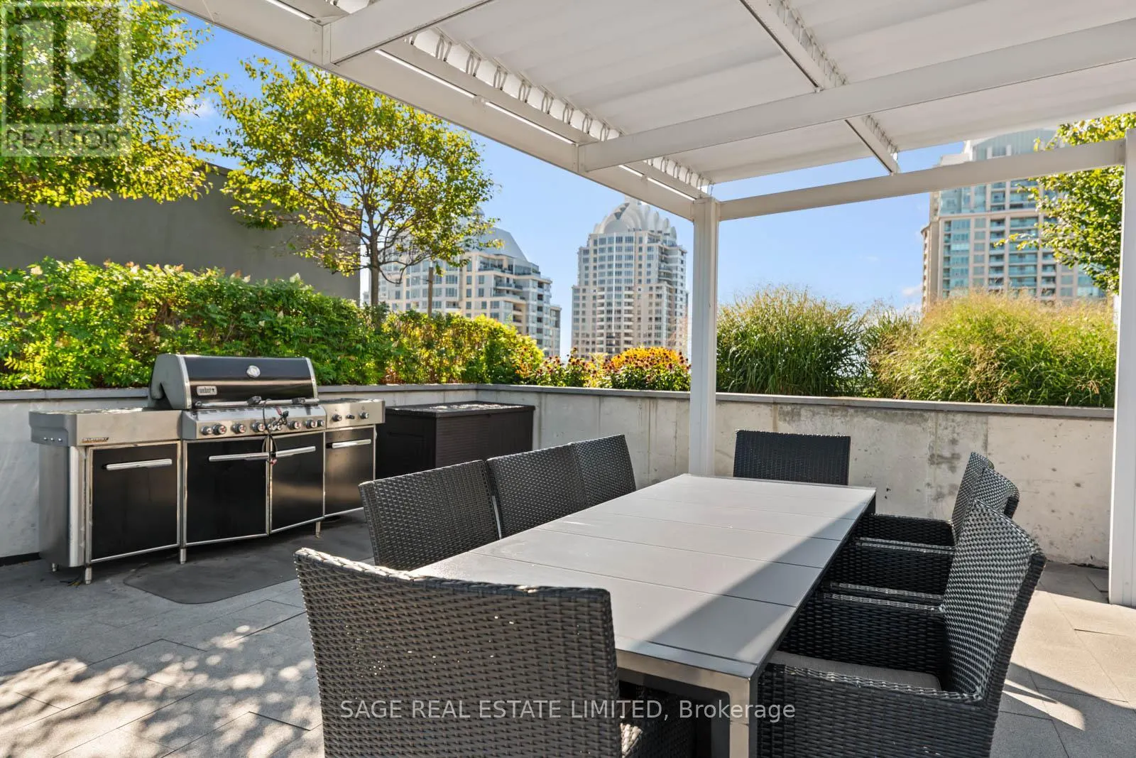 617 - 7 KENASTON GARDENS