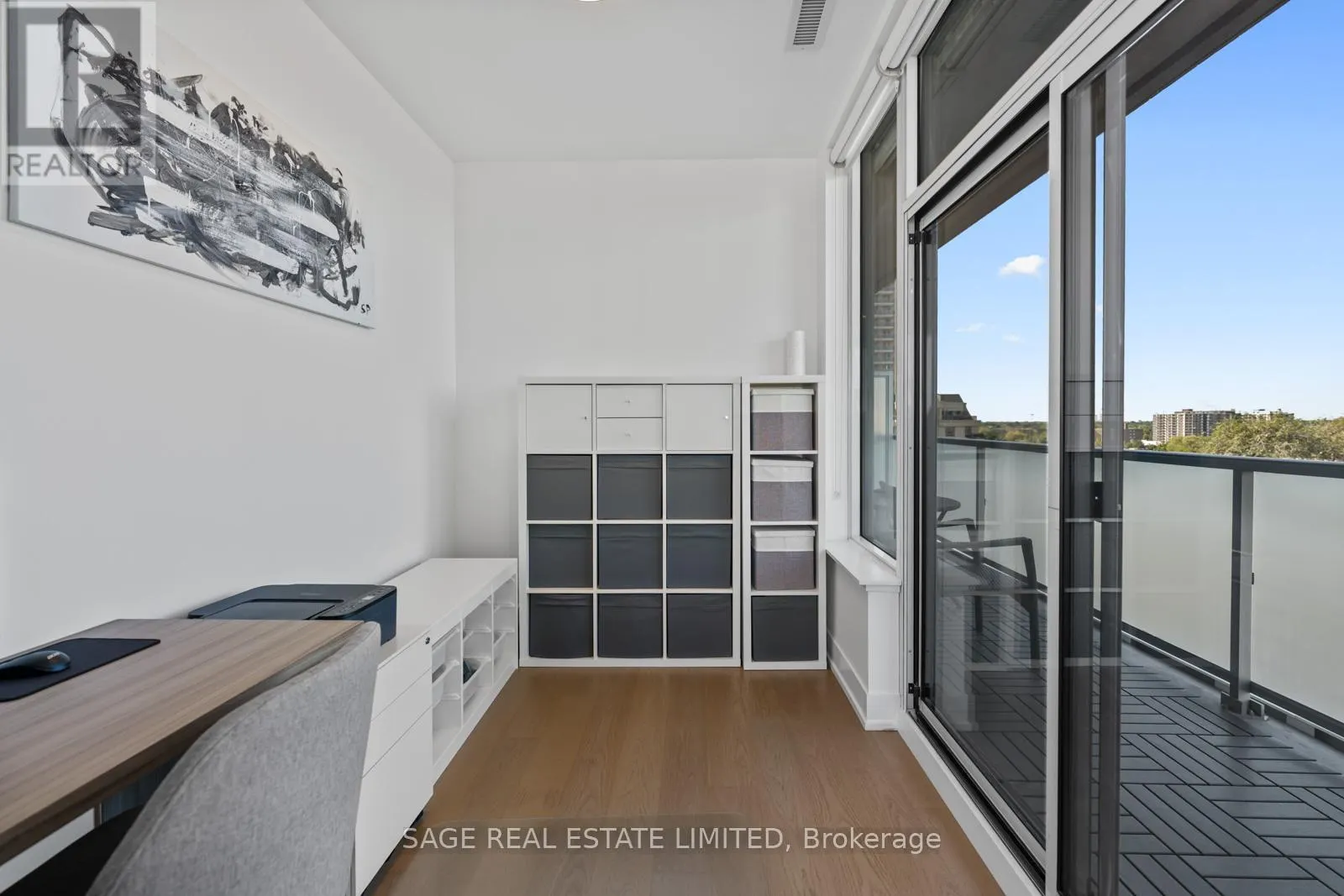 617 - 7 KENASTON GARDENS