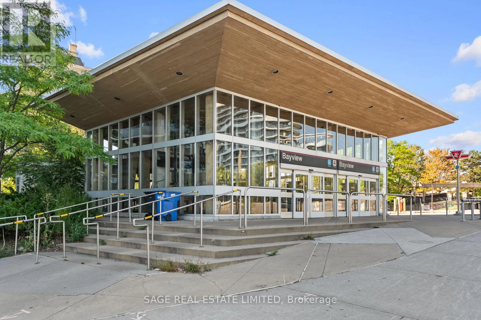 617 - 7 KENASTON GARDENS