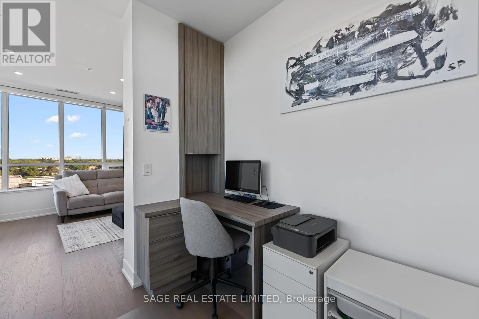 617 - 7 KENASTON GARDENS
