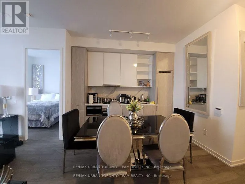 PH112 - 55 COOPER STREET