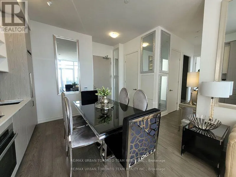 PH112 - 55 COOPER STREET