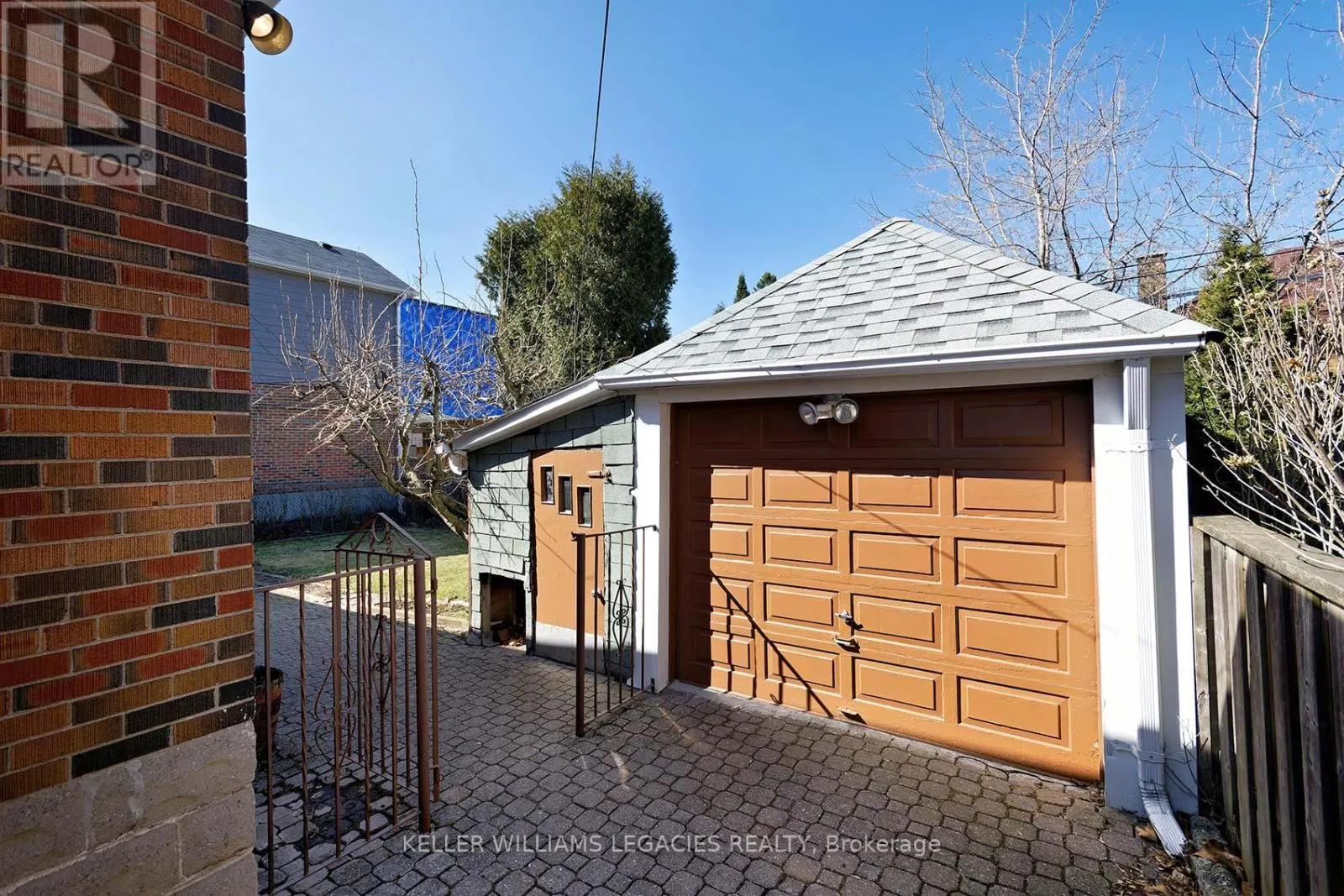 540 ATLAS AVENUE
