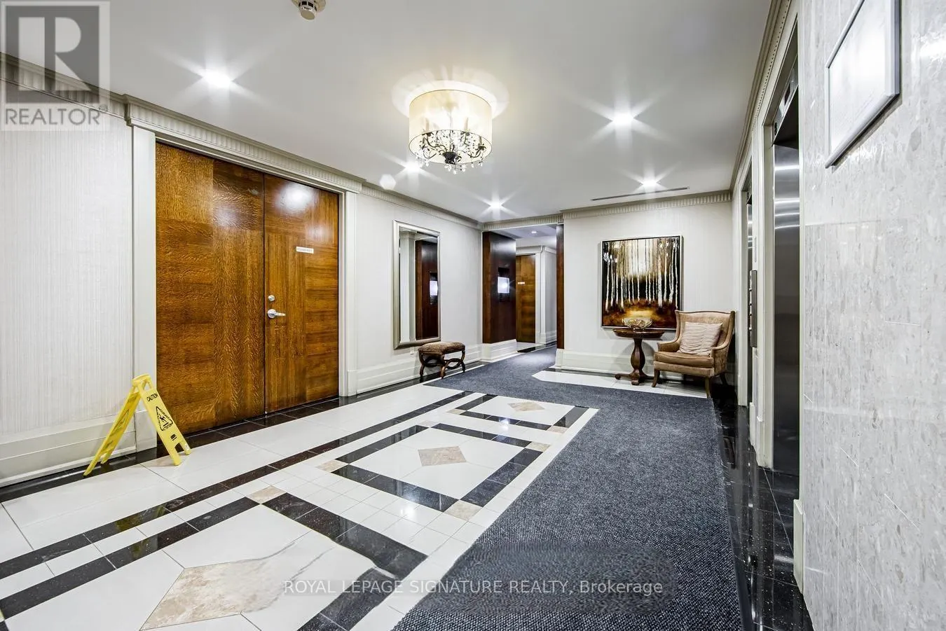 1002 - 8 REAN DRIVE