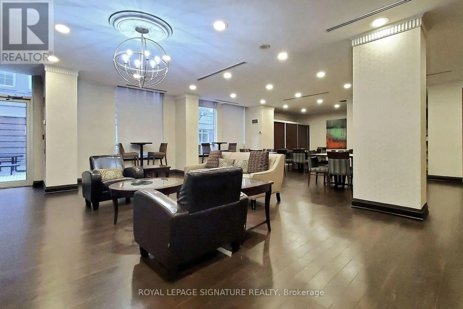 1002 - 8 REAN DRIVE