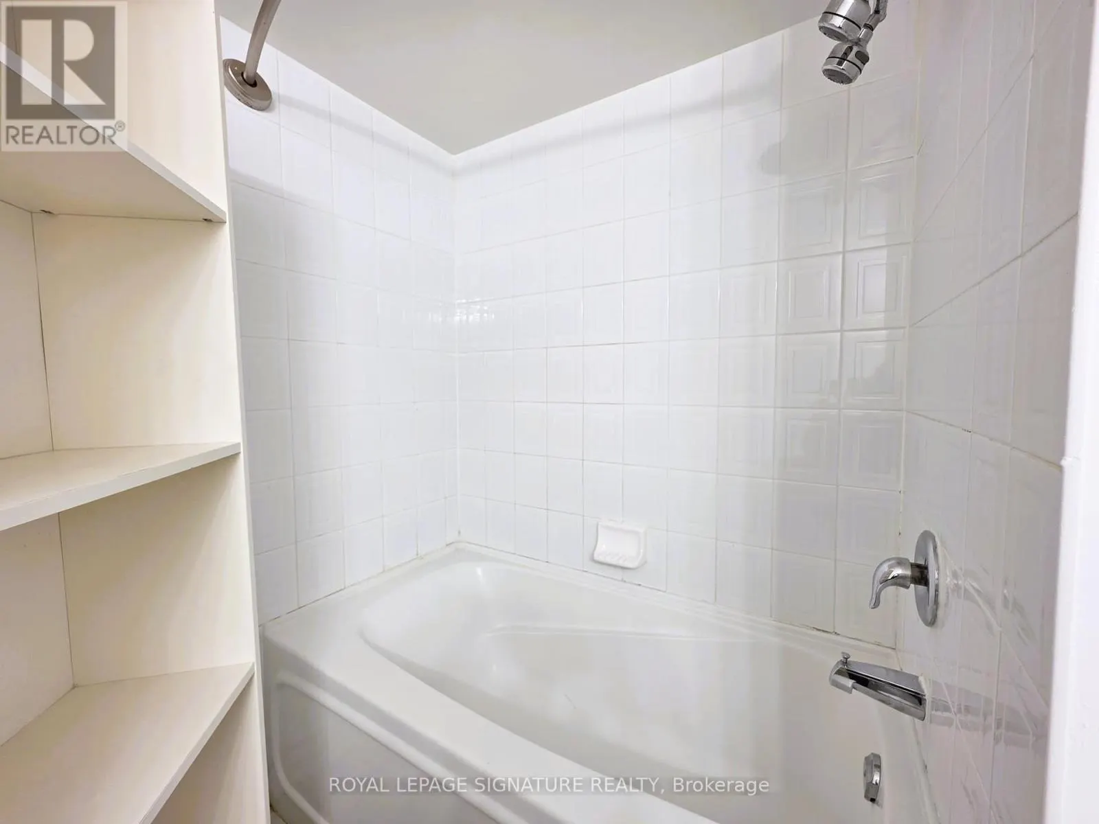 1002 - 8 REAN DRIVE