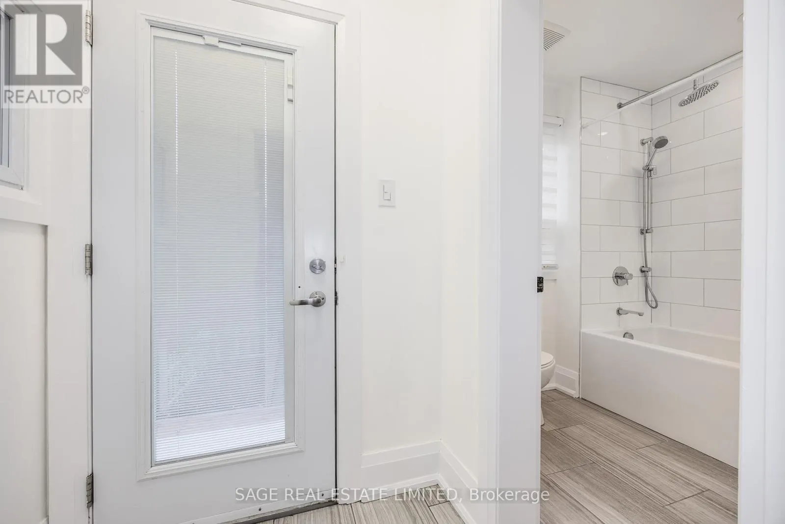 MAIN - 310 GLADSTONE AVENUE
