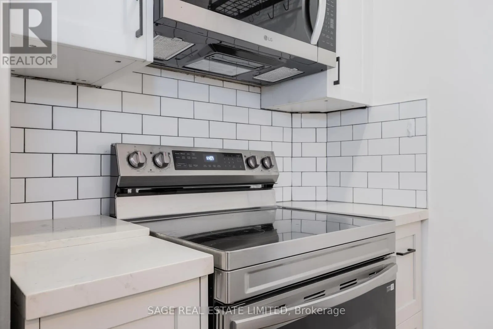 MAIN - 310 GLADSTONE AVENUE