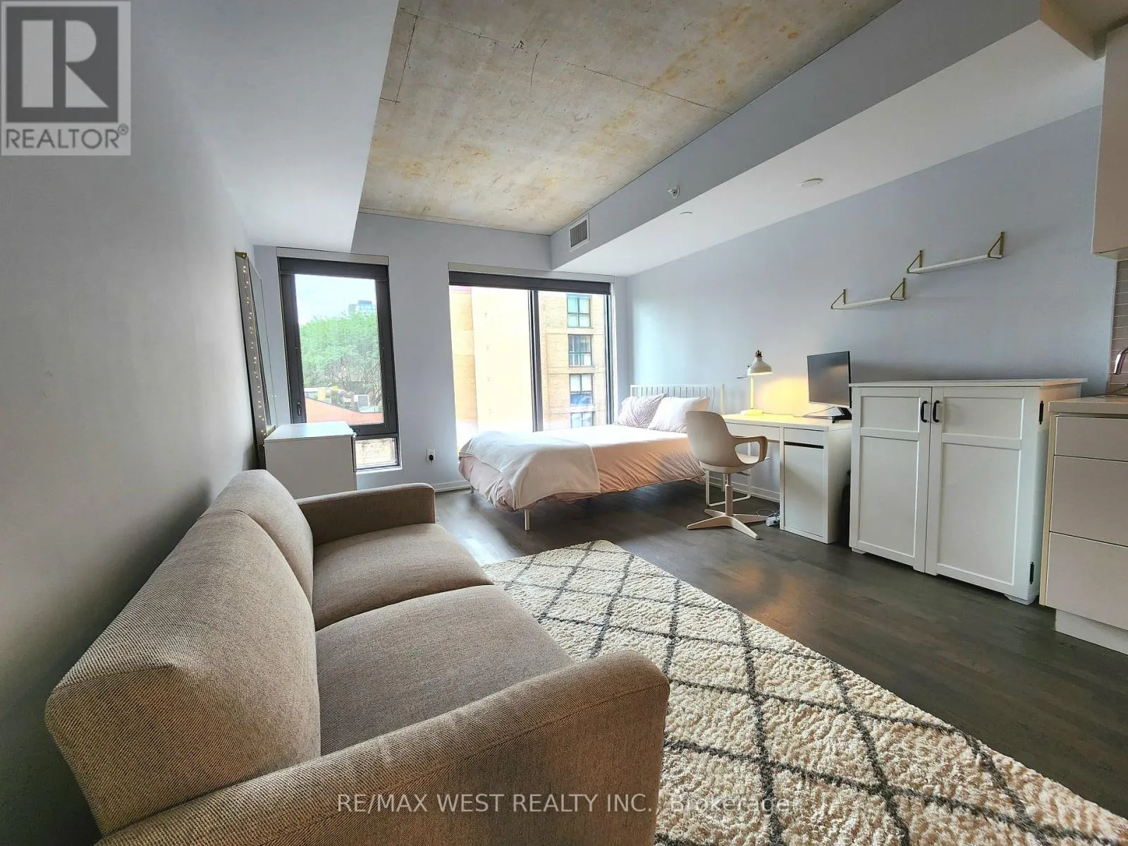 306 - 60 COLBORNE STREET