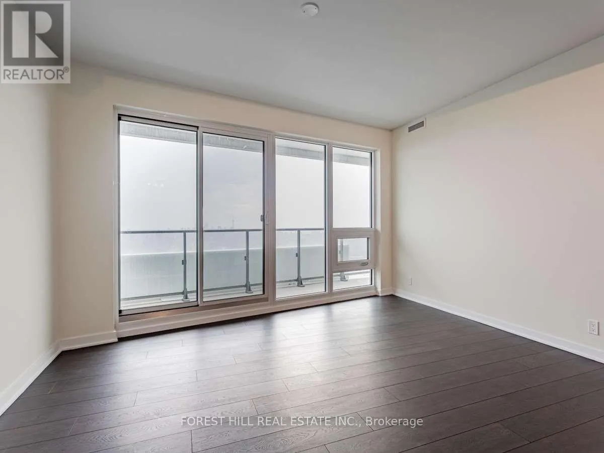 5702 - 2221 YONGE STREET