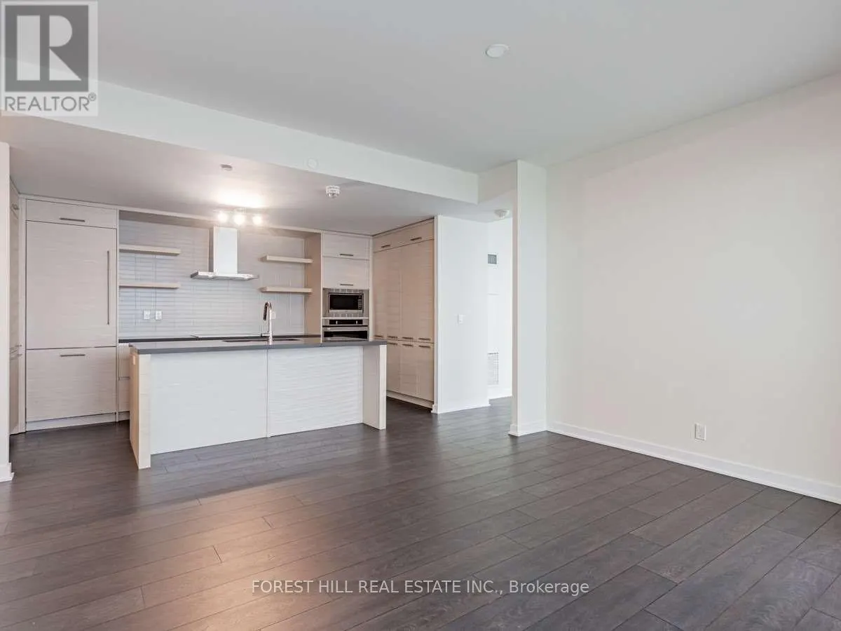 5702 - 2221 YONGE STREET