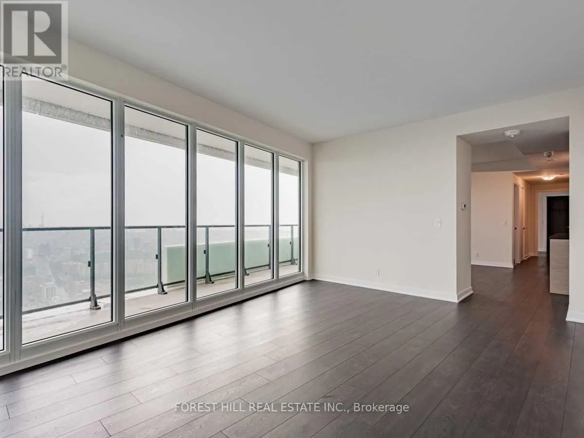 5702 - 2221 YONGE STREET