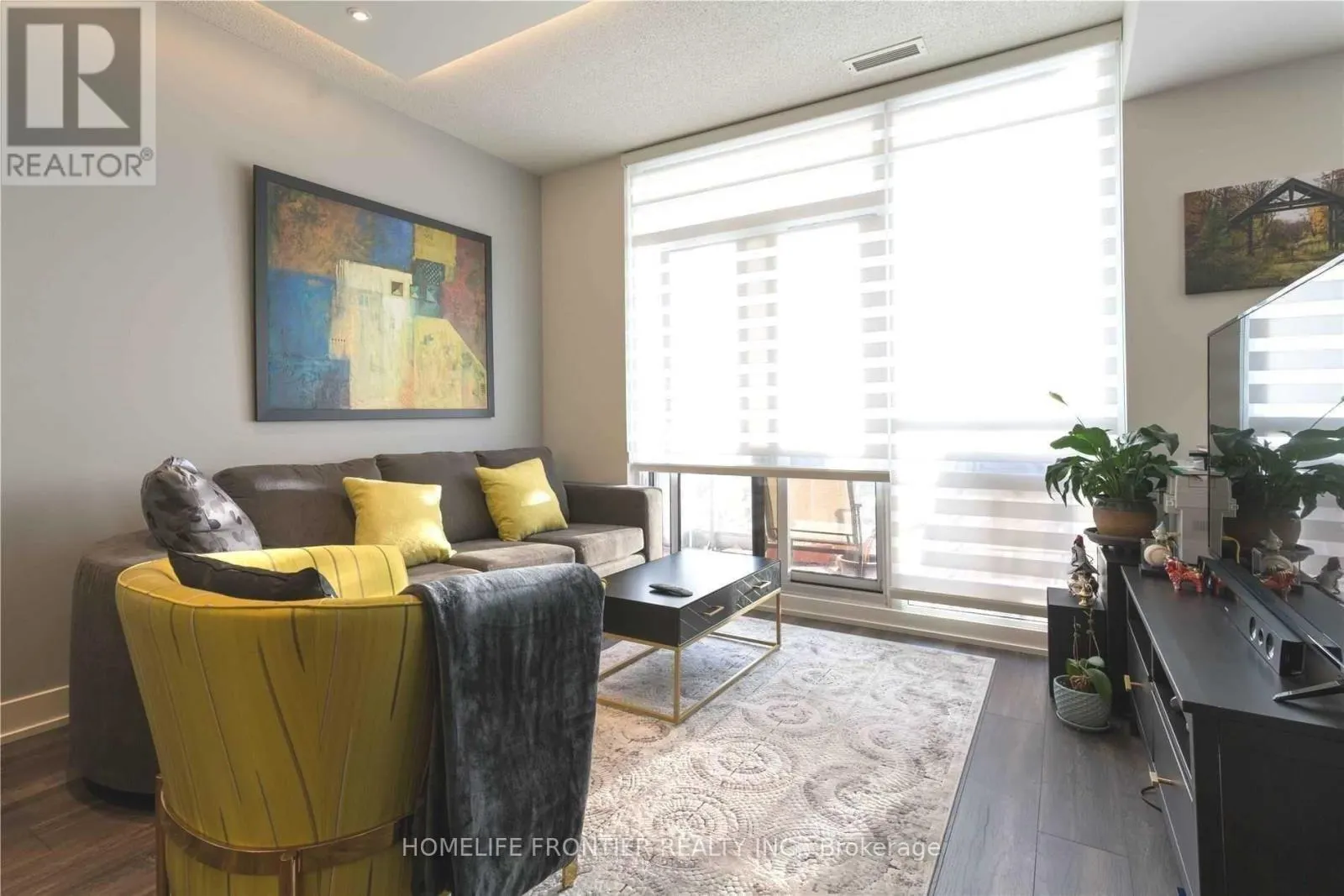 2702 - 23 SHEPPARD AVENUE E