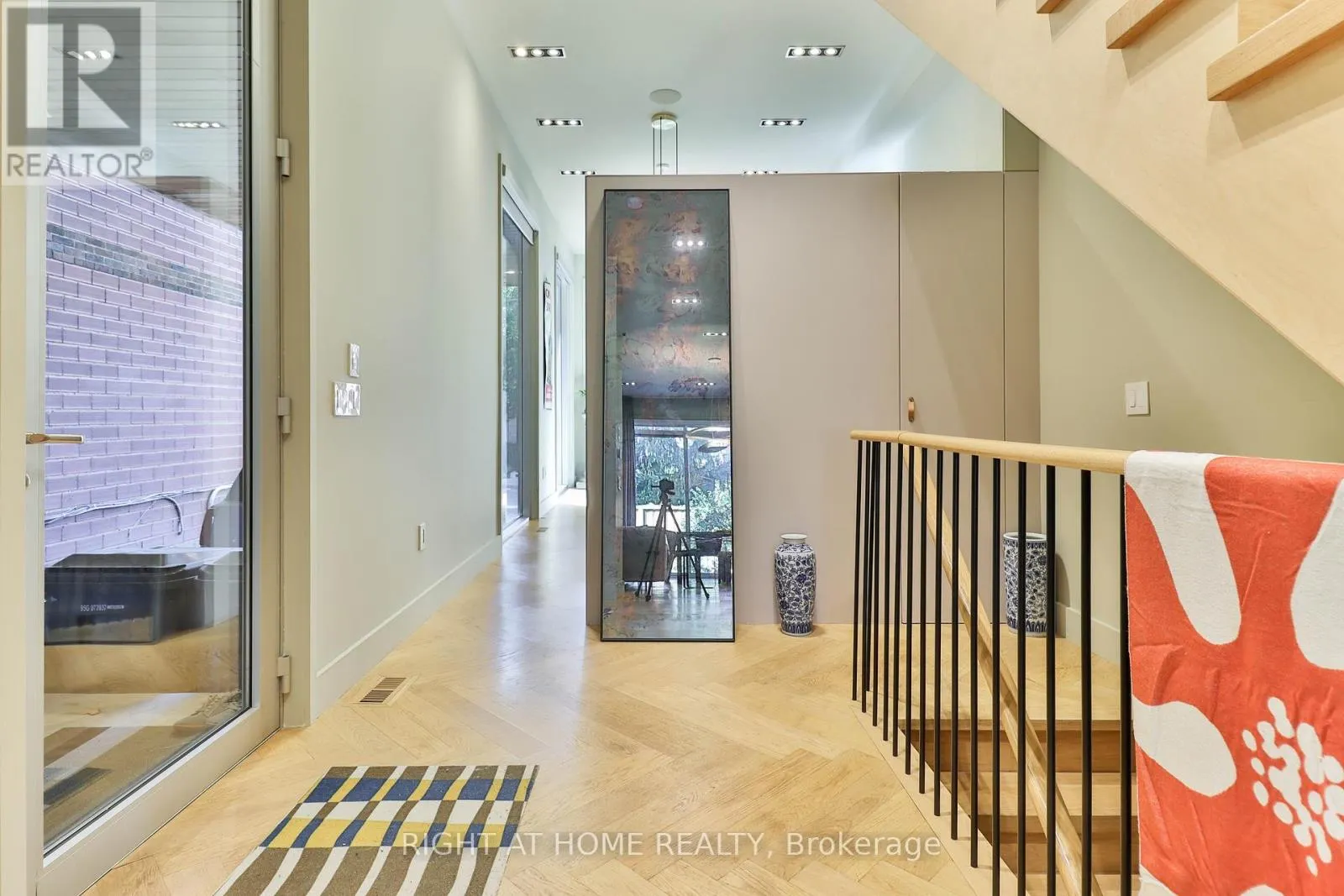 18 MITCHELL AVENUE