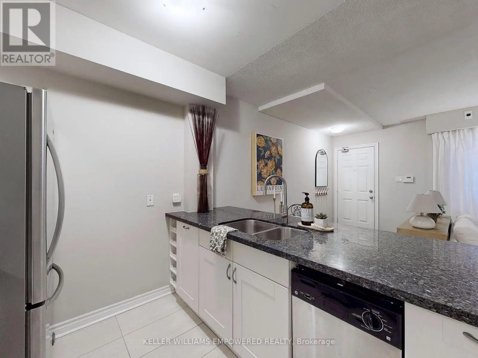 701 - 7 SUDBURY STREET N