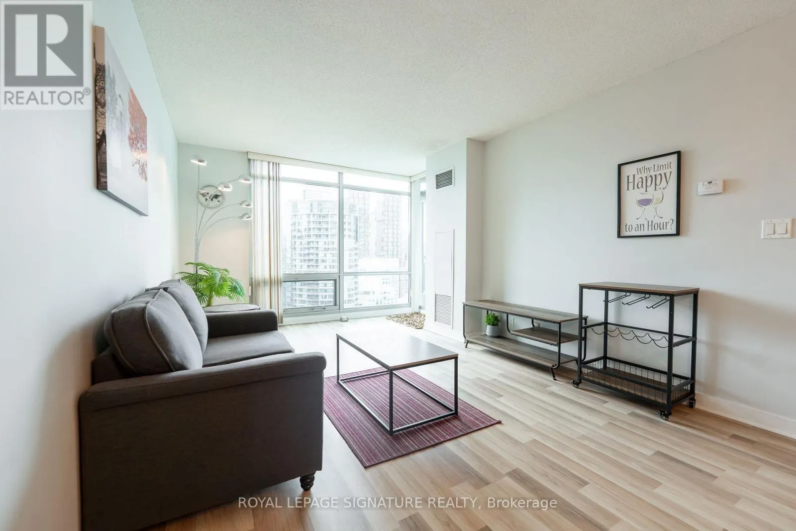 3011 - 81 NAVY WHARF COURT