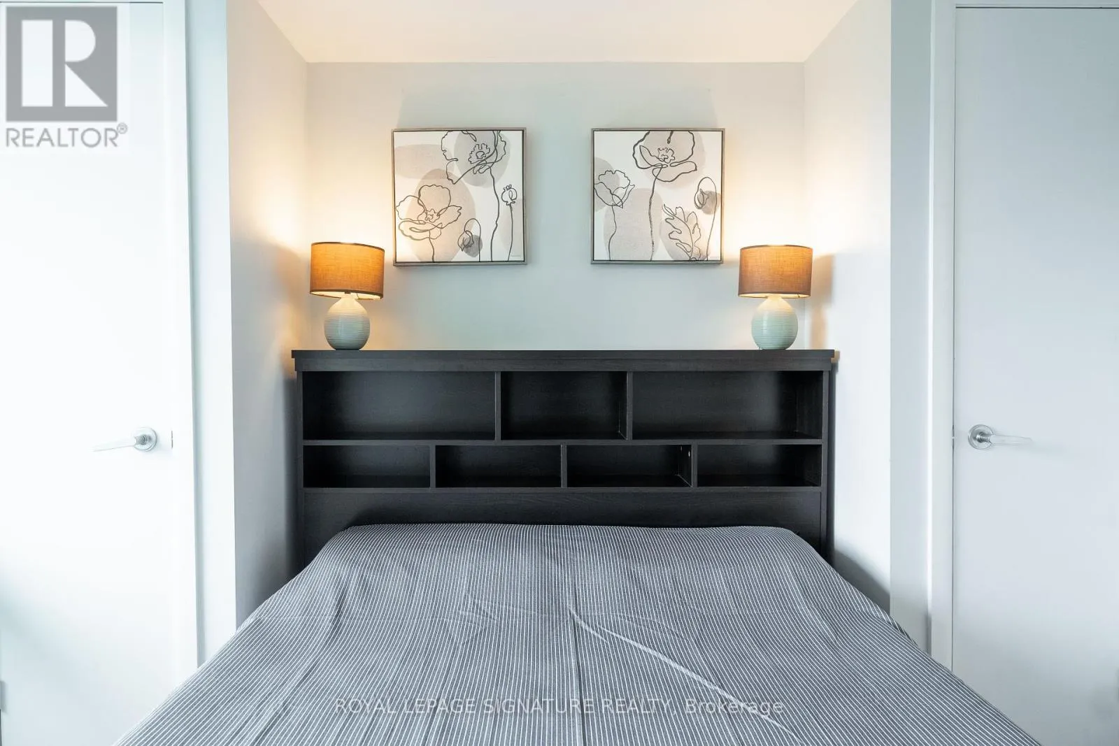 3011 - 81 NAVY WHARF COURT