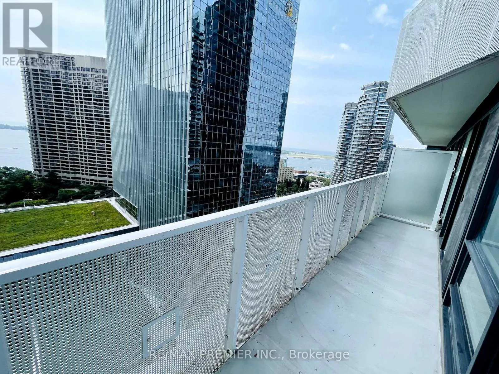 2008 - 88 HARBOUR STREET