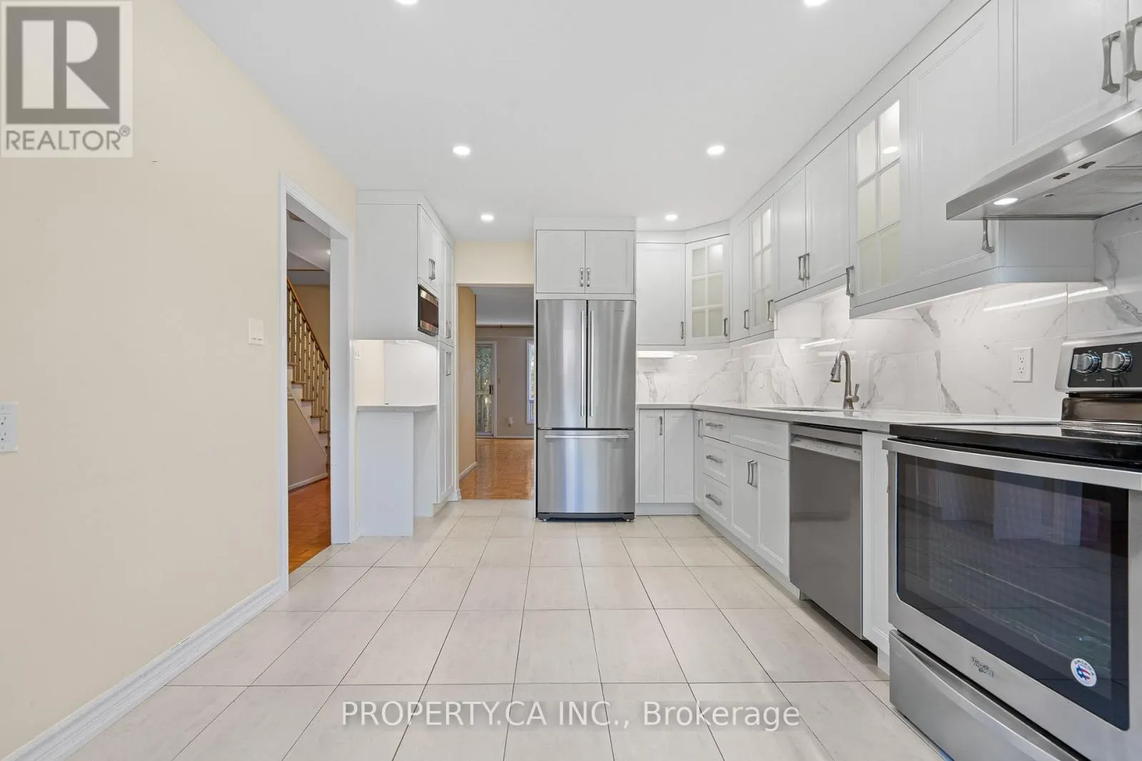 37 BLACK HAWK WAY