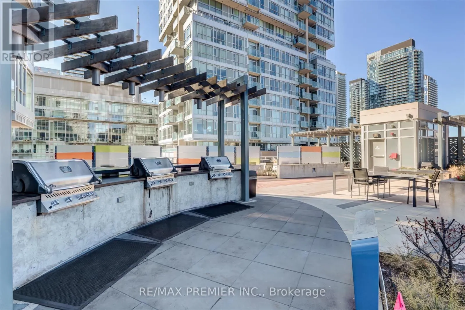 403 - 199 RICHMOND STREET W