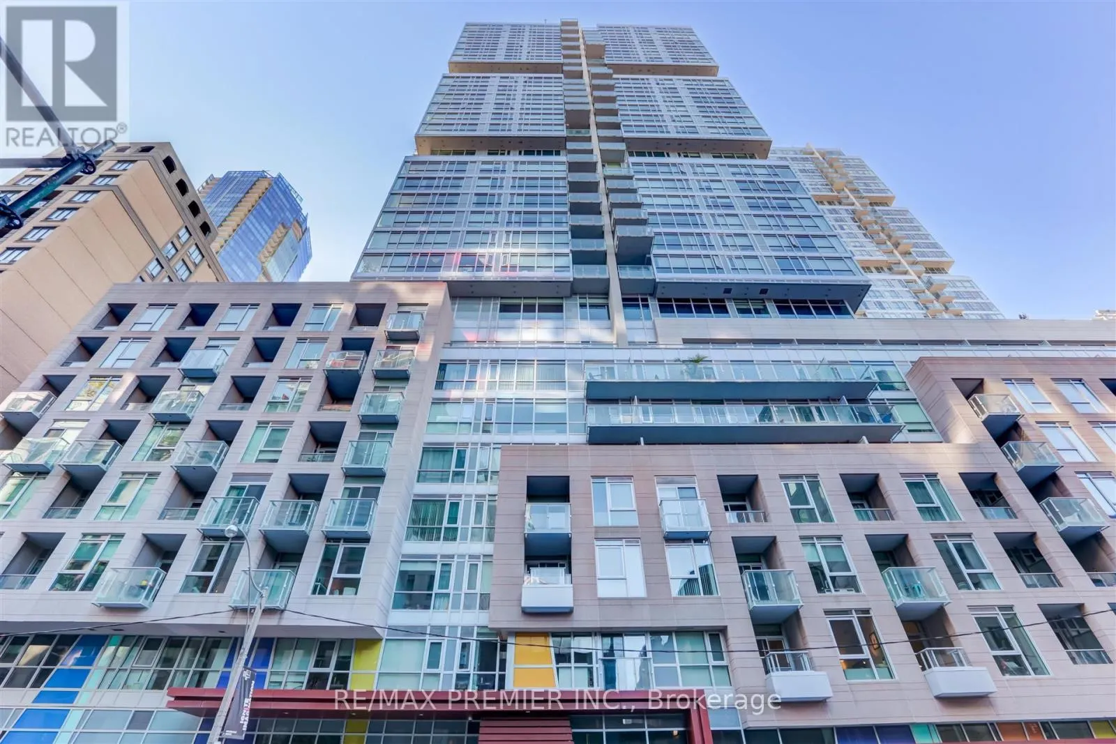 403 - 199 RICHMOND STREET W