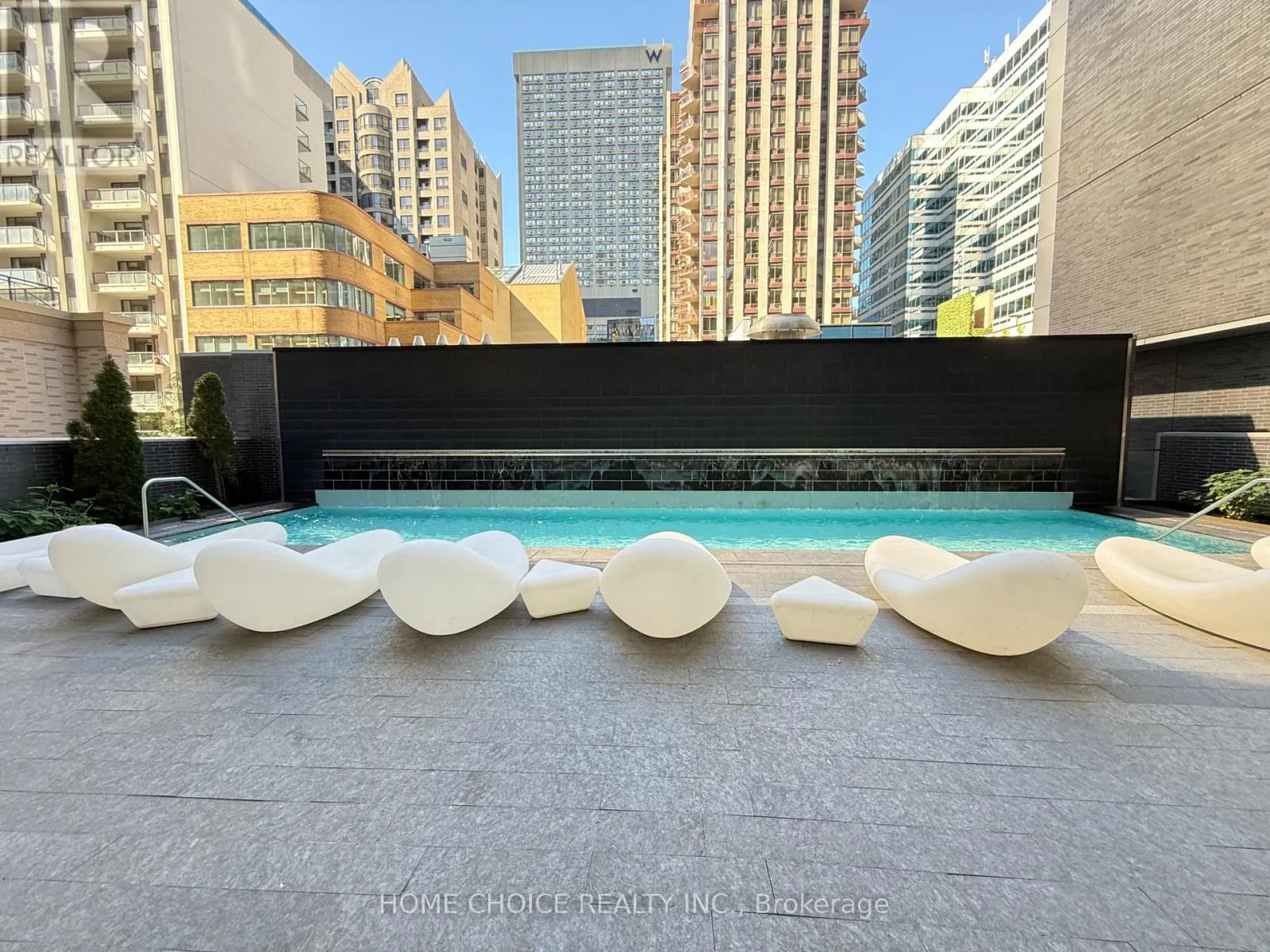 1405 - 42 CHARLES STREET E